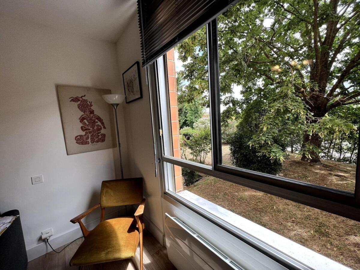 Apartment Calme- Cite De L'espace - Cote Pavee