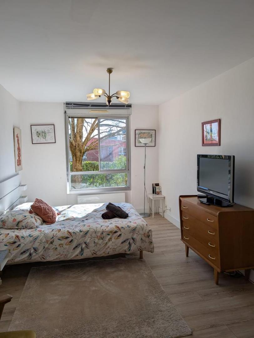 Apartment Calme- Cite De L'espace - Cote Pavee *